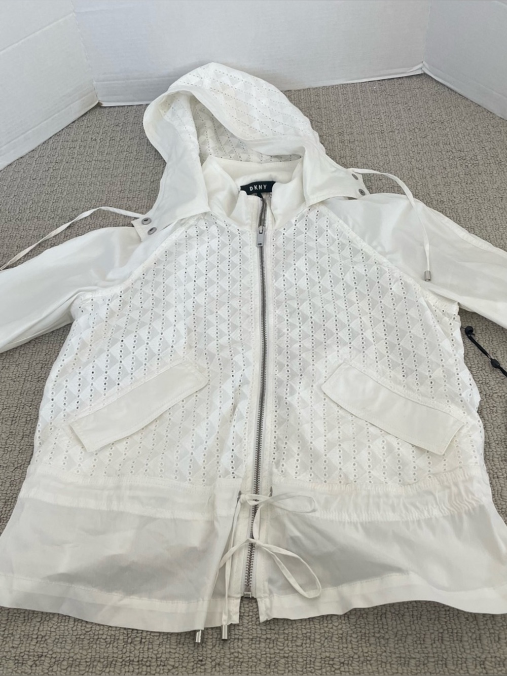 NWT women’s DKNY eyelet white hooded jacket